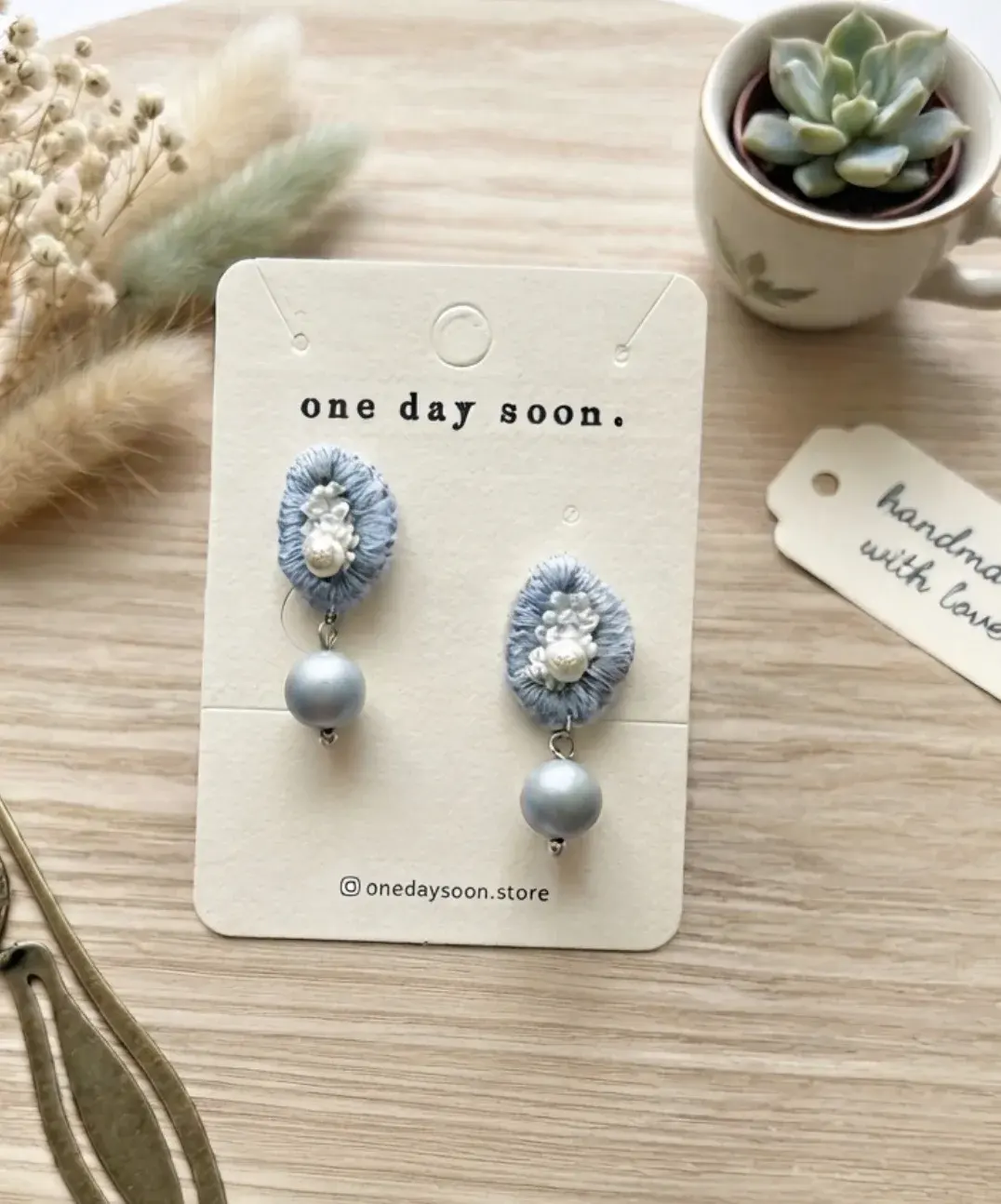Bloom Earrings - Light Blue